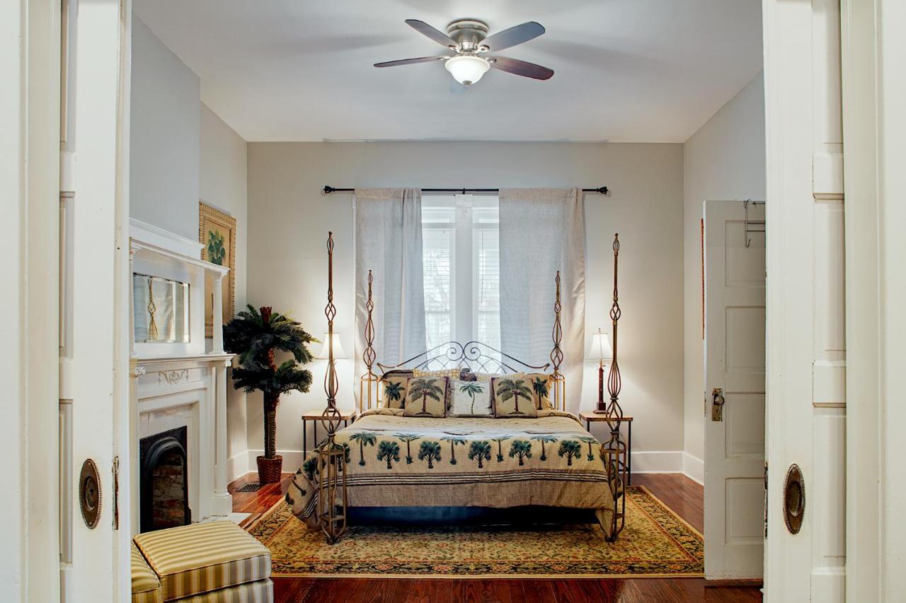 Newly Renovated Historic Savannah Townhome! المظهر الخارجي الصورة